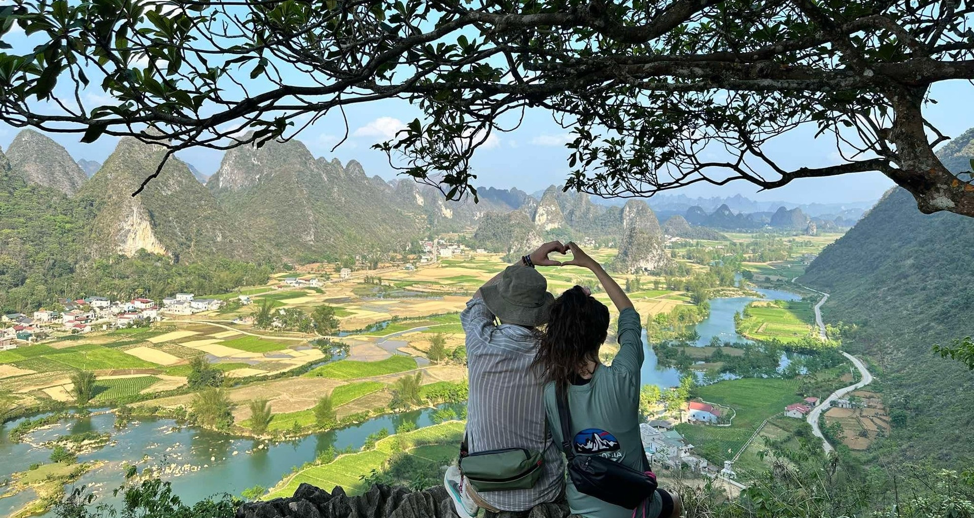 canh thung lung o cao bang khien khach tay tram tro dan mang xuyt xoa 86928