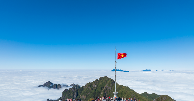 kham pha diem den mac ao am giua mua he fansipan 95783