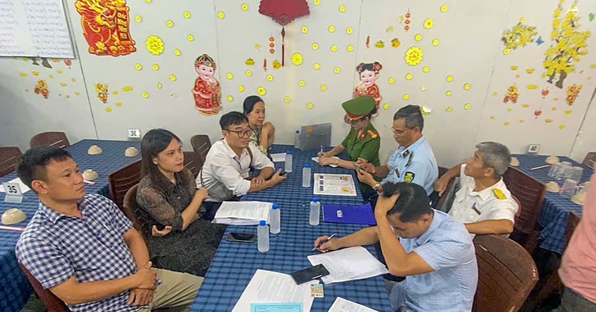 kiem tra quan hai san bi to nhai nha hang noi tieng phat hien loat vi pham 1373