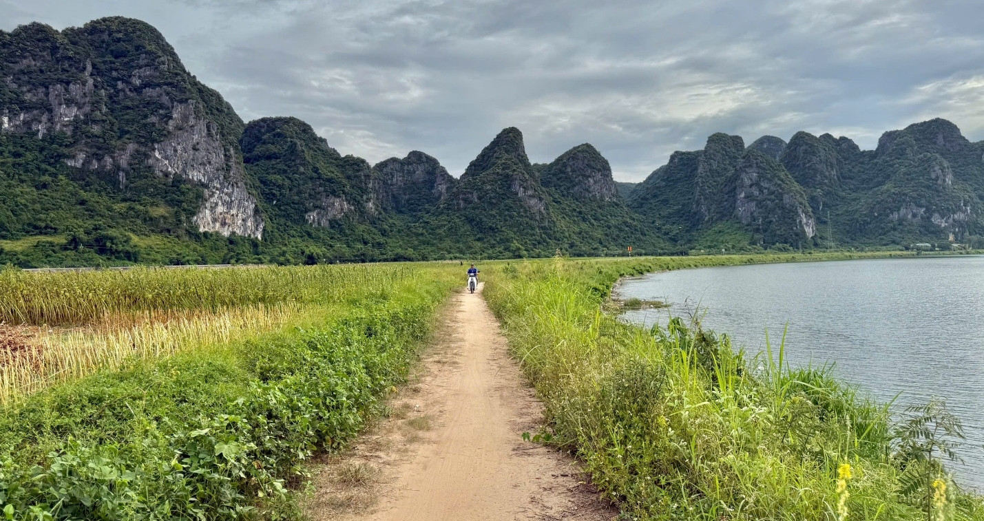 le son lang que hoi tu tiem nang du lich giua long truong son 1152