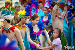 Biển nhân tạo